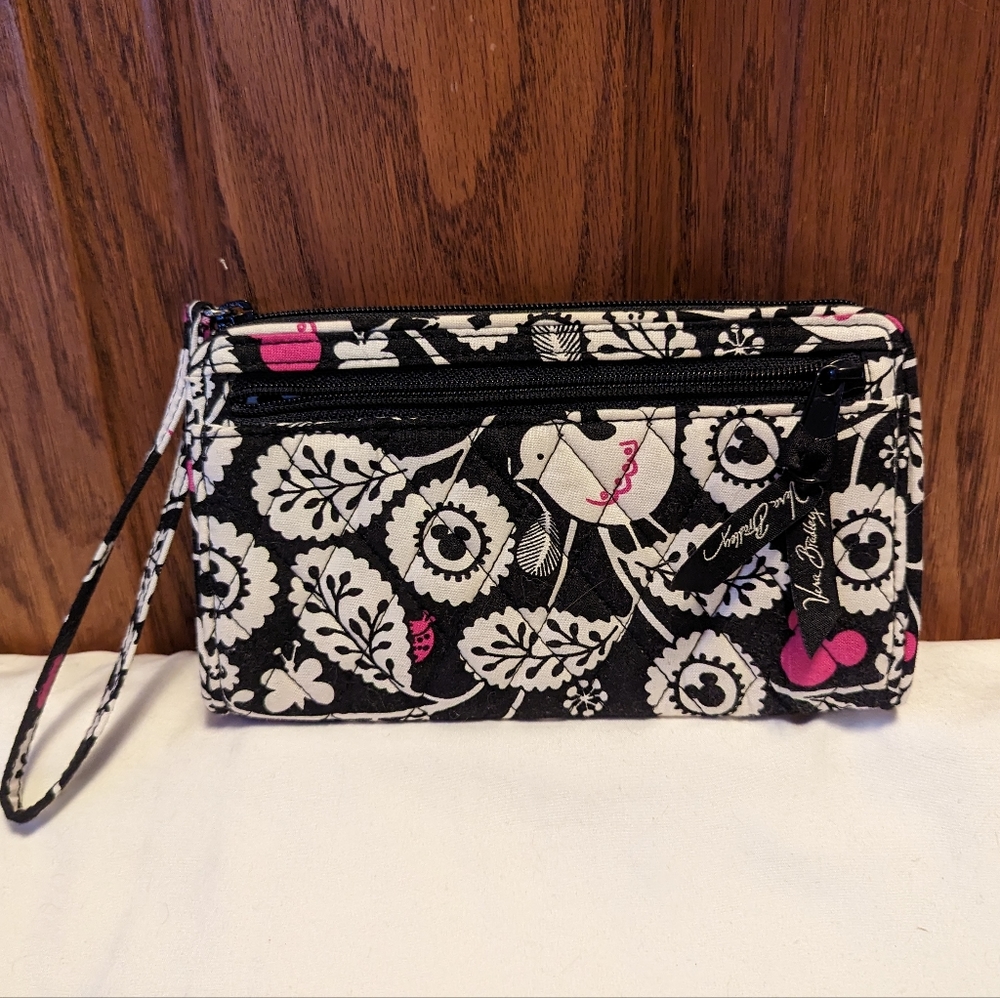 RETIRED Vera Bradley Disney "Mickey‎ Meets Birdie" Wristlet Wallet